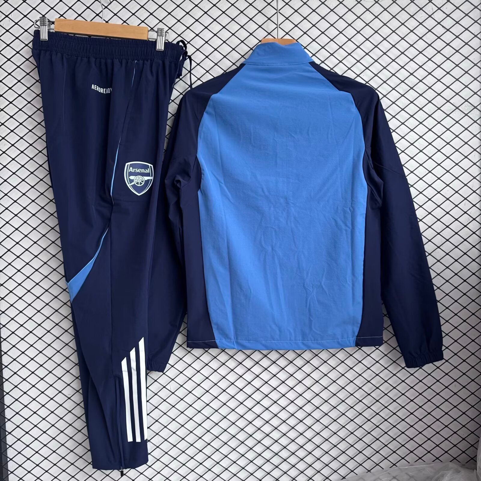 Chándal del Arsenal 2025/26