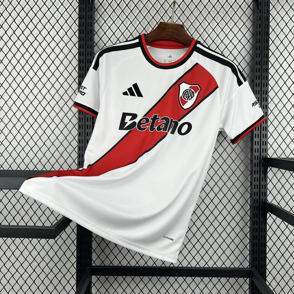 Galatasaray 2025/26 Away Shirt
