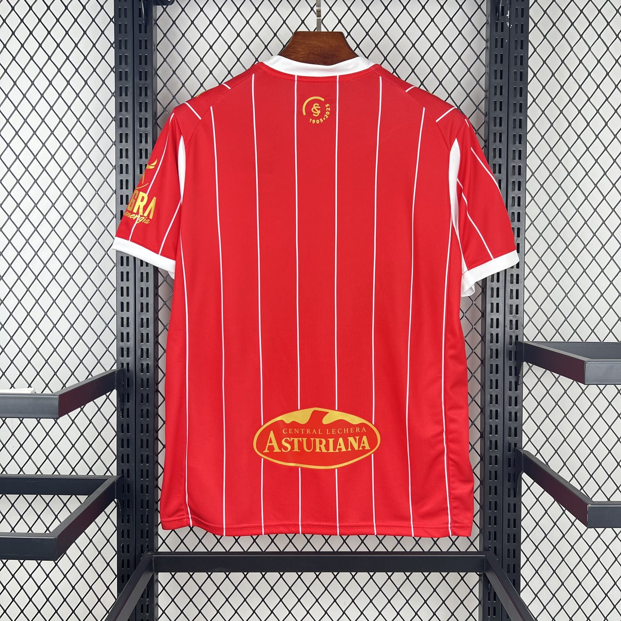 Equipación visitante del Galatasaray 2025/26