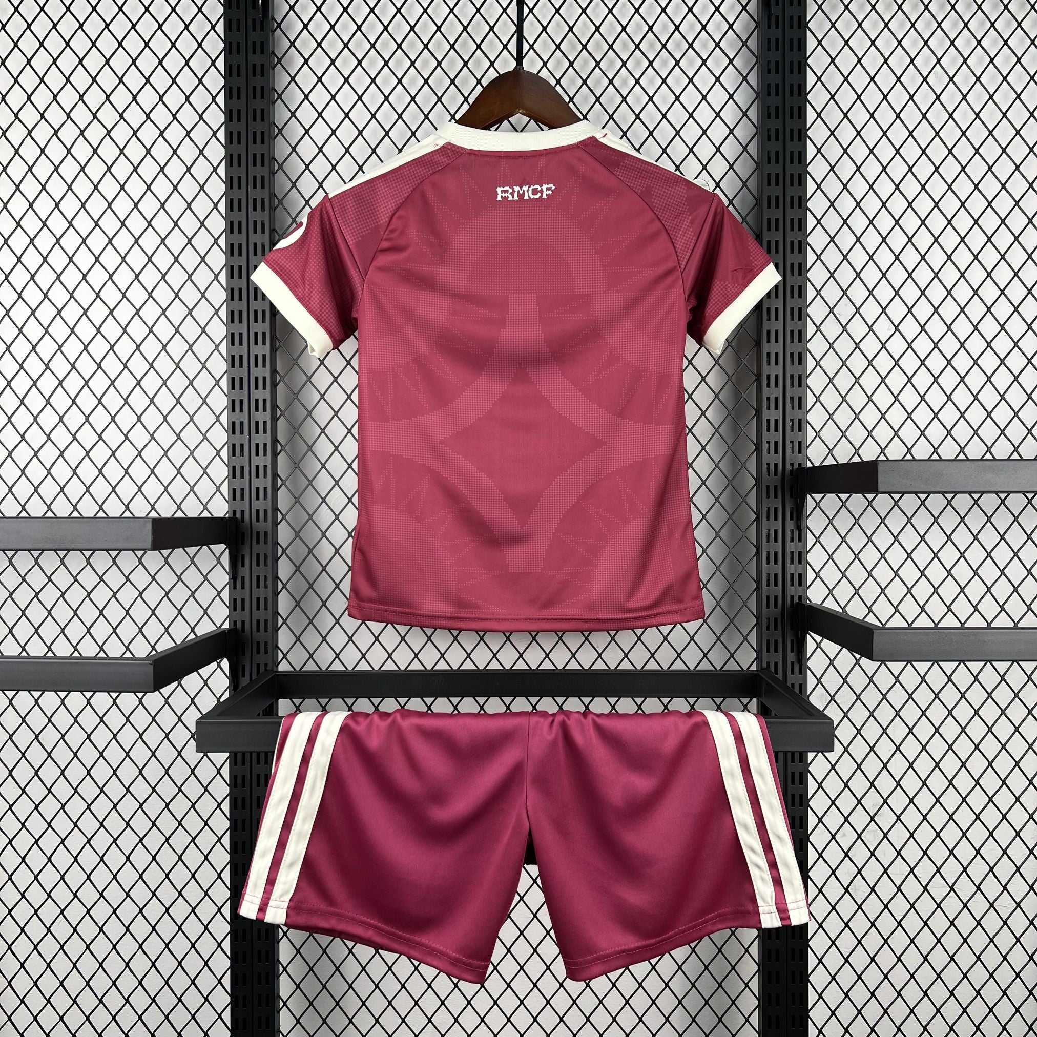 Kit Enfant Real Madrid 2026/27 – Extérieur