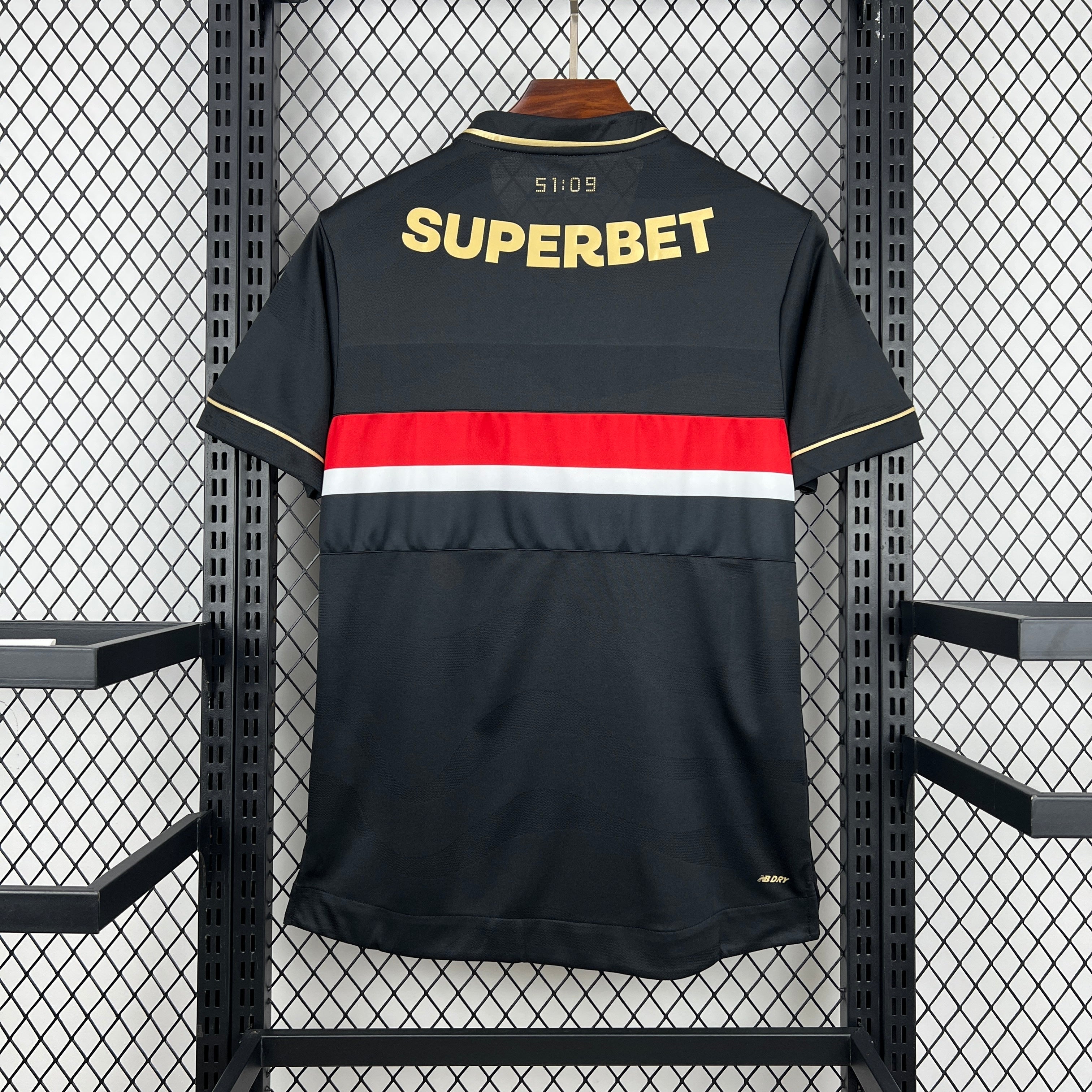 Equipación visitante del Galatasaray 2025/26