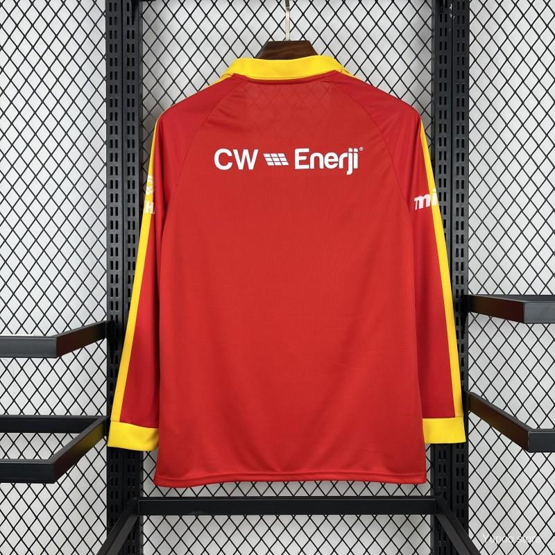 Equipación visitante del Galatasaray 2025/26