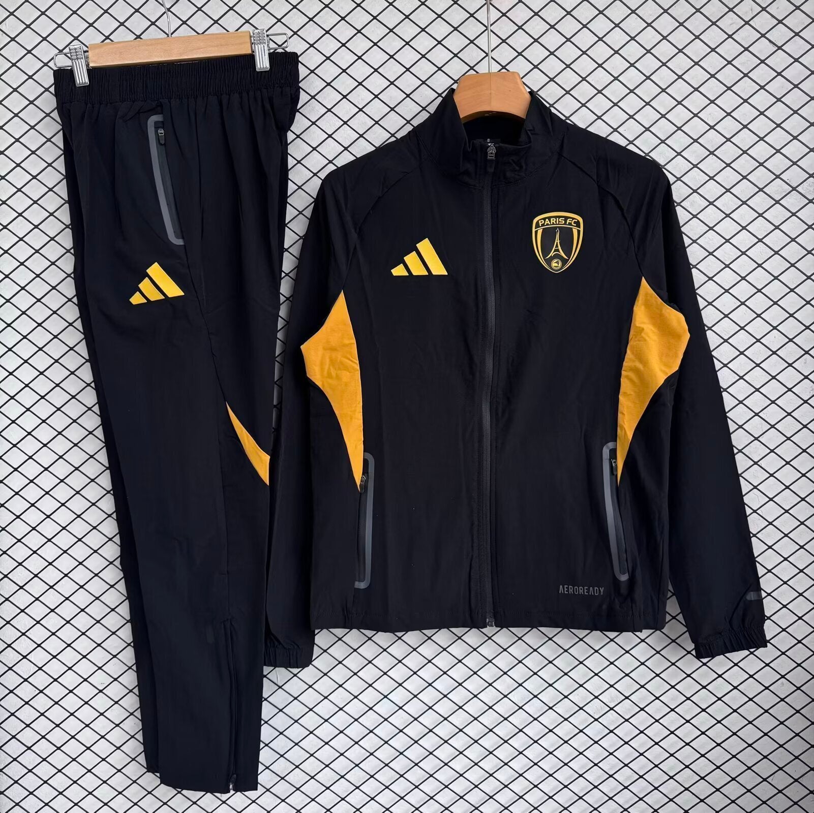 Arsenal 2025/26 Tracksuit