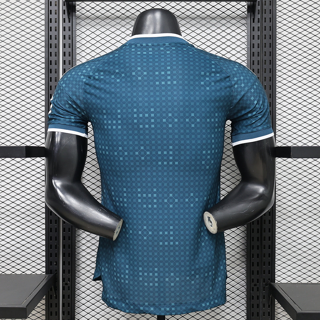 Maillot Real Madrid 2026/27 Extérieur – Player Version