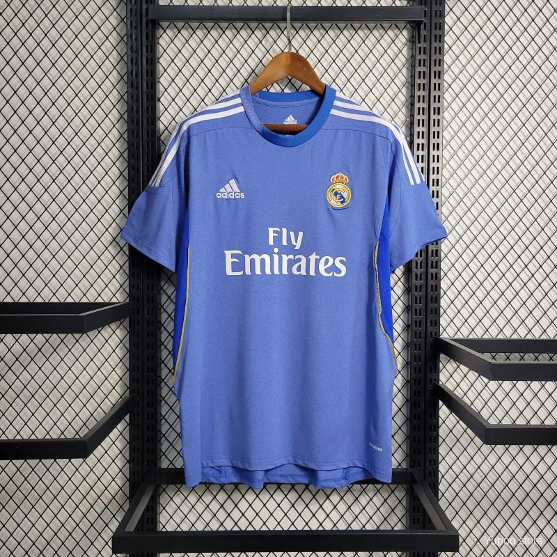 Tercera camiseta retro del Real Madrid 2013/14