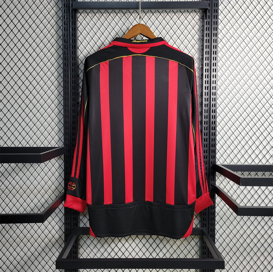 Camiseta retro de local del AC Milan 2006/2007