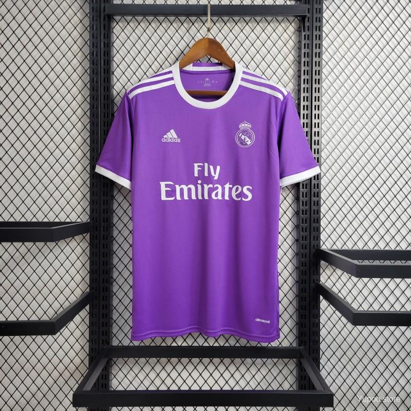 Camiseta retro de visitante del Real Madrid 2016/17