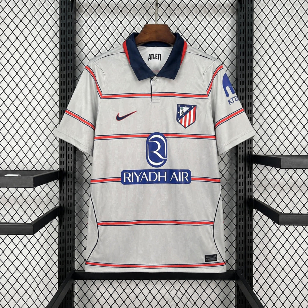Camiseta visitante del AC Milan Serie A 2025/26