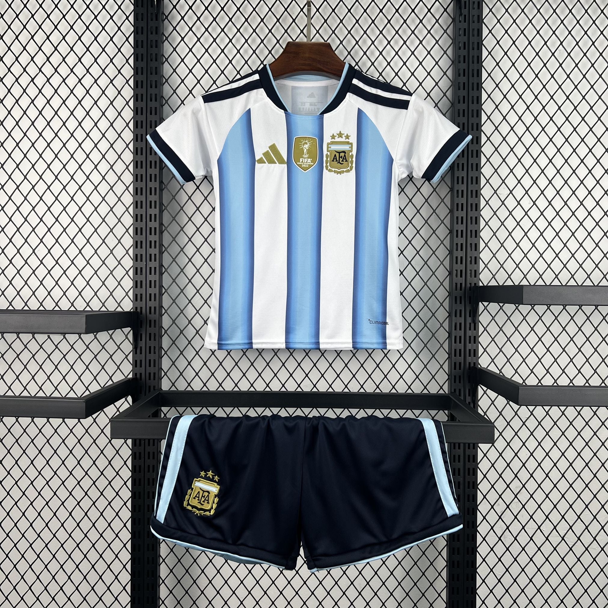 Kit Enfant Argentine Coupe Du Monde 2026 – Domicile