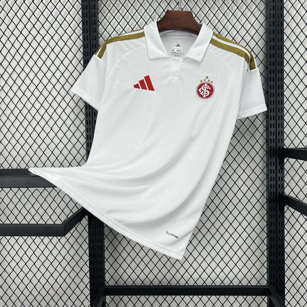 Galatasaray 2025/26 Away Shirt