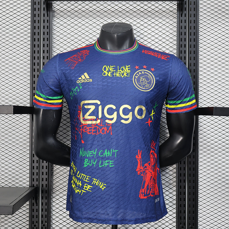 Camiseta conceptual de Japón 2025/26
