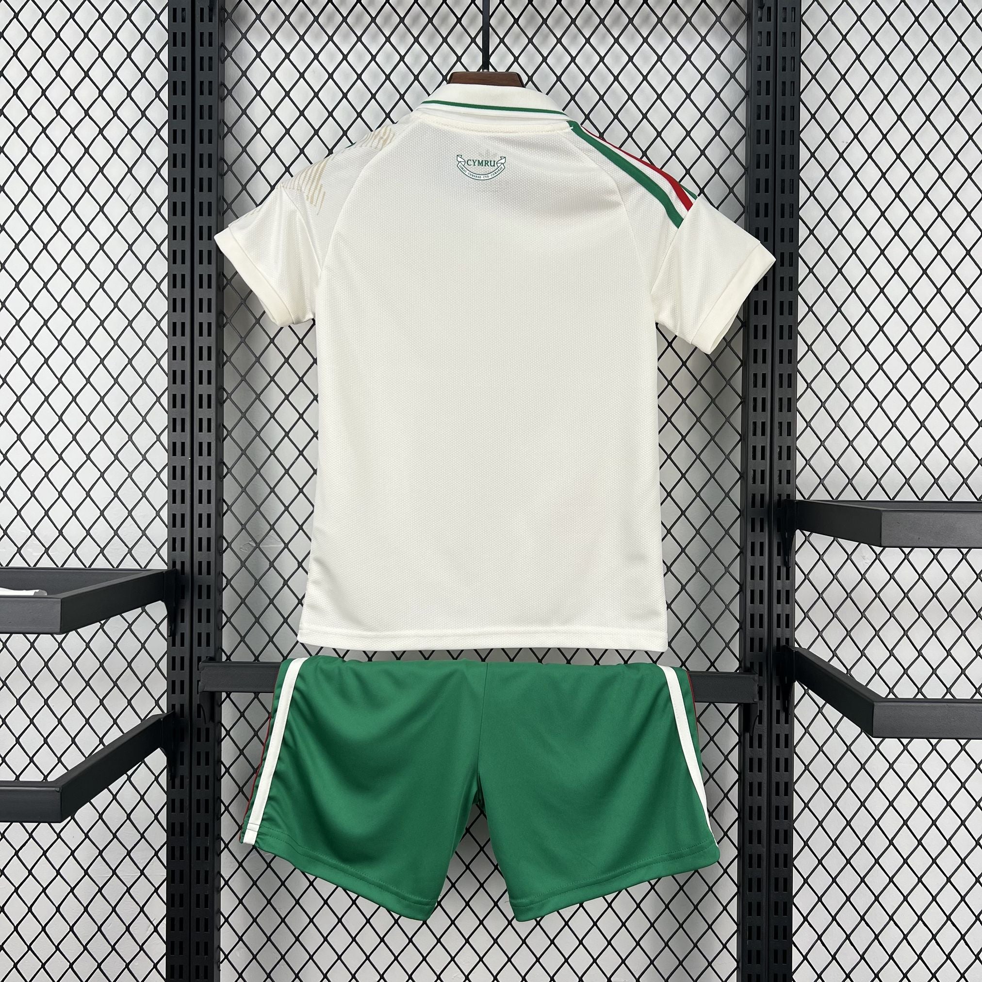 Kit Enfant Pays de Galles Coupe Du Monde 2026 – Extérieur