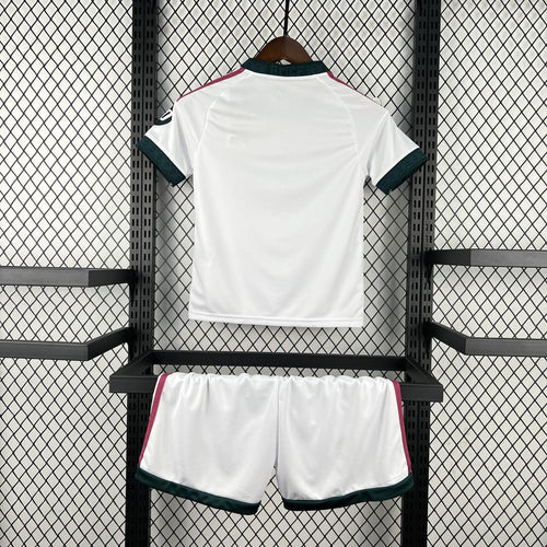 Kit Enfant Real Madrid 2026/27 – Domicile
