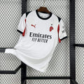 Camiseta visitante del AC Milan Serie A 2025/26