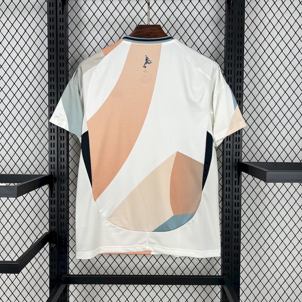 Maillot Espagne Féminin 2025/2026 – Extérieur