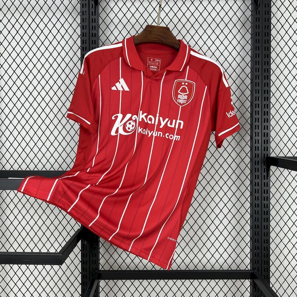 Maillot Nottingham Forest Premier League 2025/2026 – Domicile