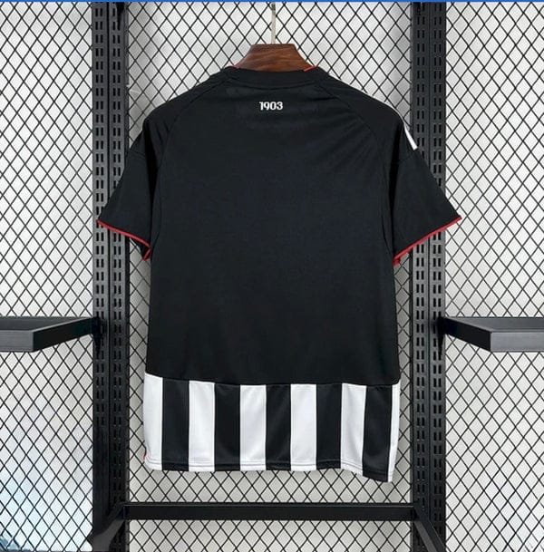 Maillot Beşiktaş 2025/26 – Domicile