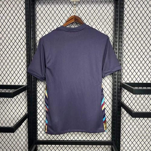 Camiseta visitante de Inglaterra para la temporada 2025/26