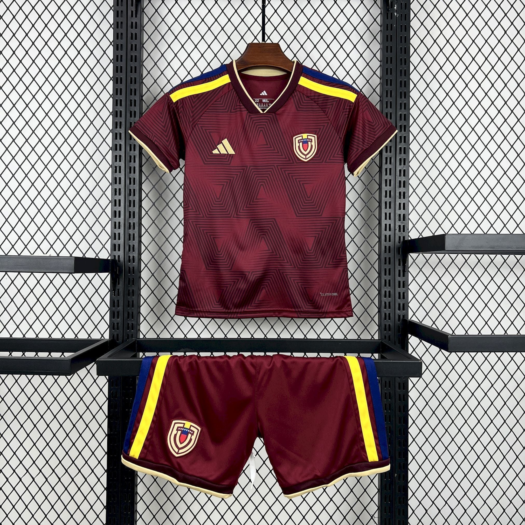 Kit Enfant Venezuela Coupe Du Monde 2026 – Domicile
