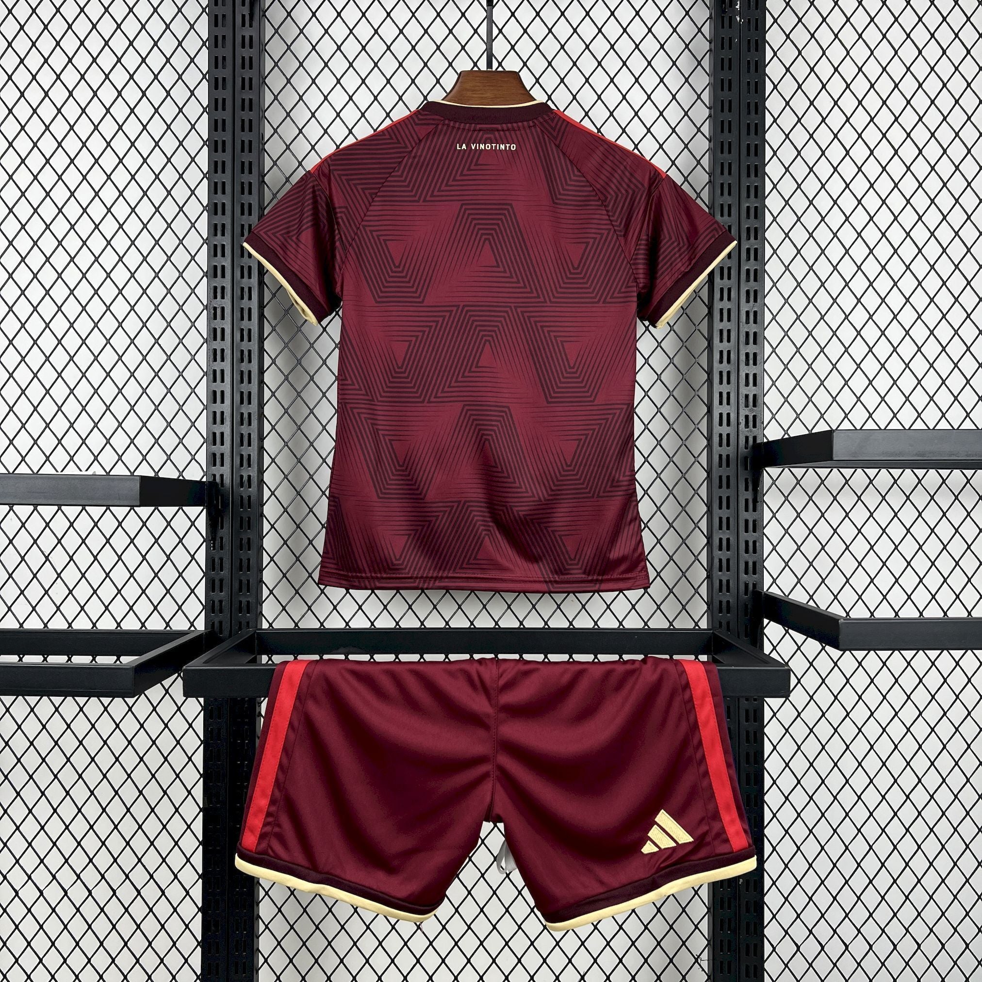 Kit Enfant Venezuela Coupe Du Monde 2026 – Domicile