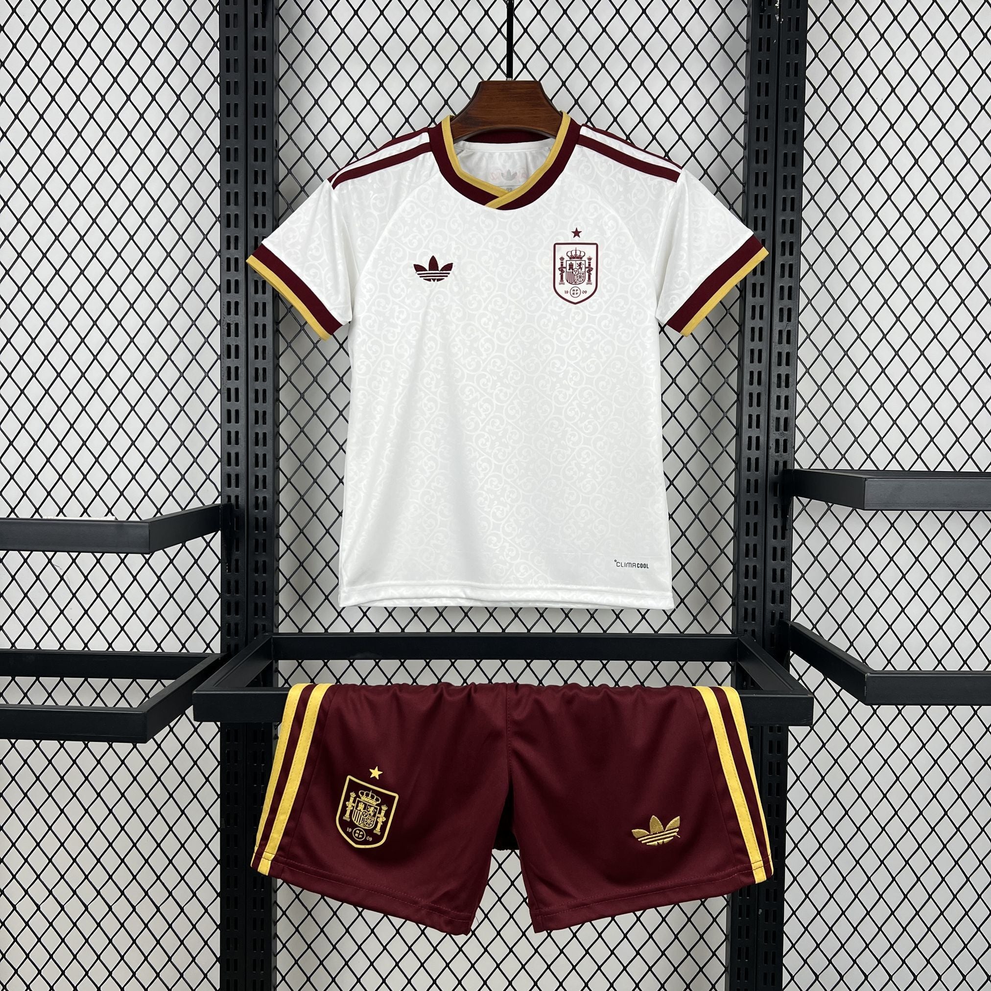 Kit Enfant Espagne Coupe Du Monde 2026 – Extérieur