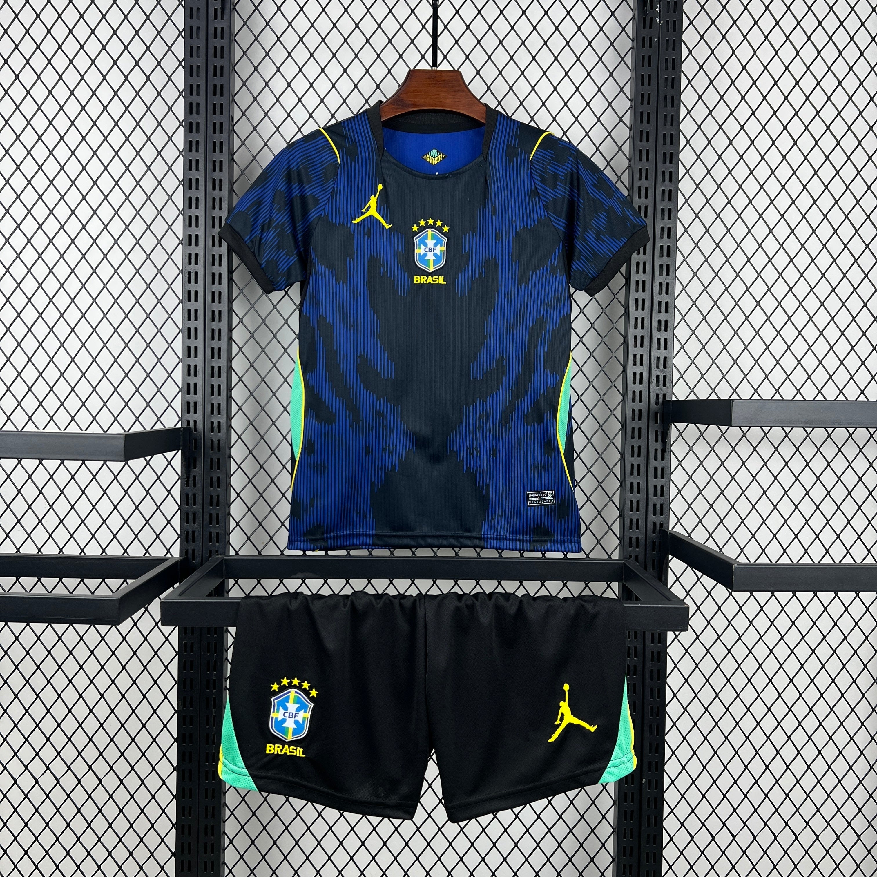 Kit Enfant Brésil Coupe Du Monde 2026 – Extérieur