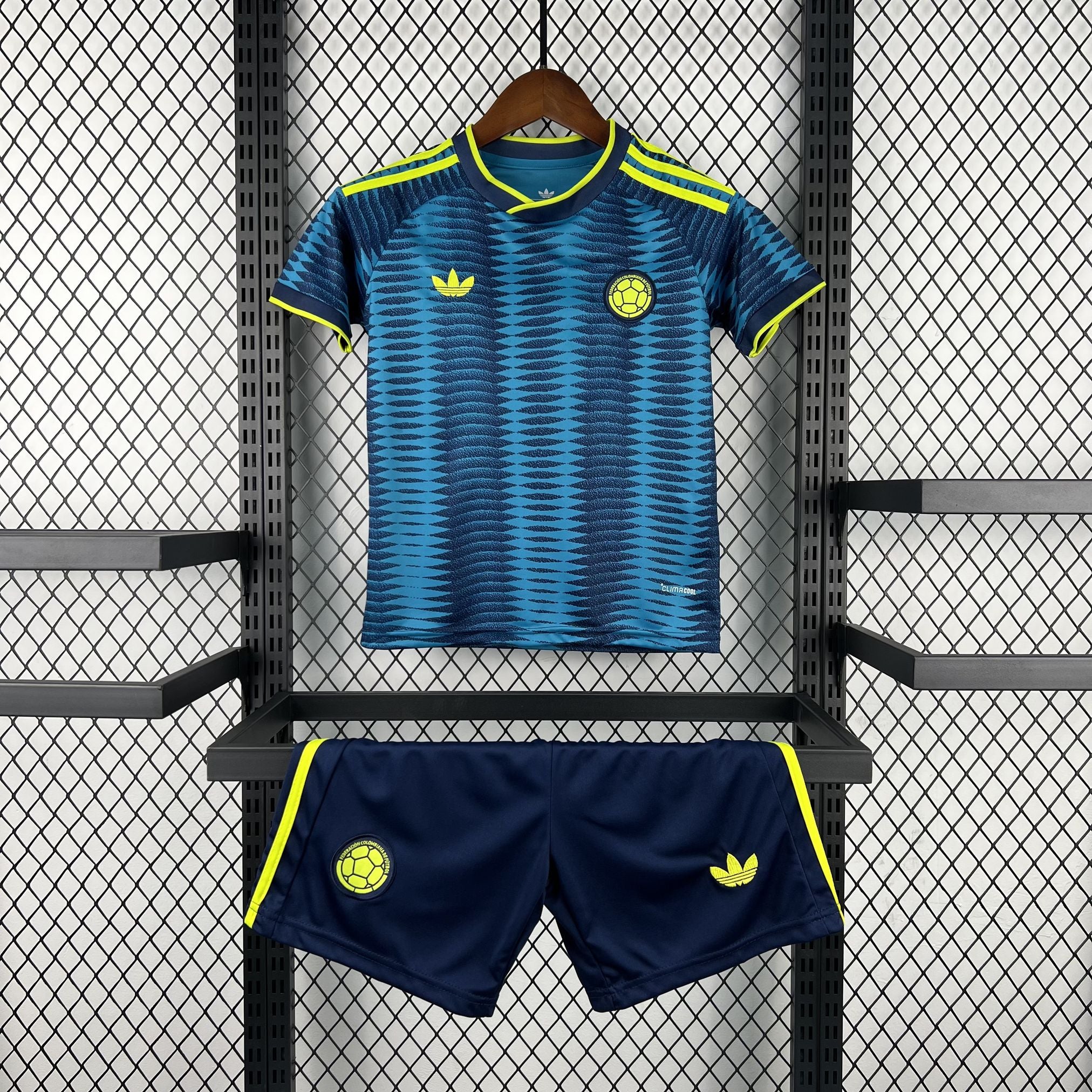 Kit Enfant Colombie Coupe Du Monde 2026 – Extérieur