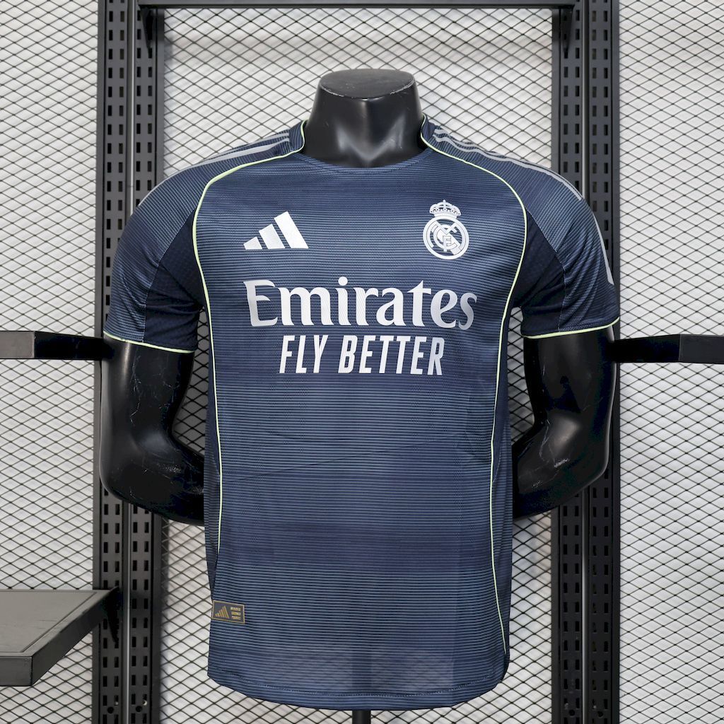 Maillot Real Madrid 2025/26 Extérieur – Player Version