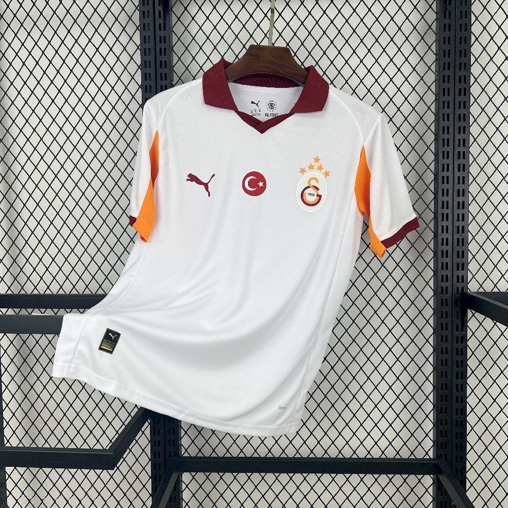 Galatasaray 2025/26 Away Shirt
