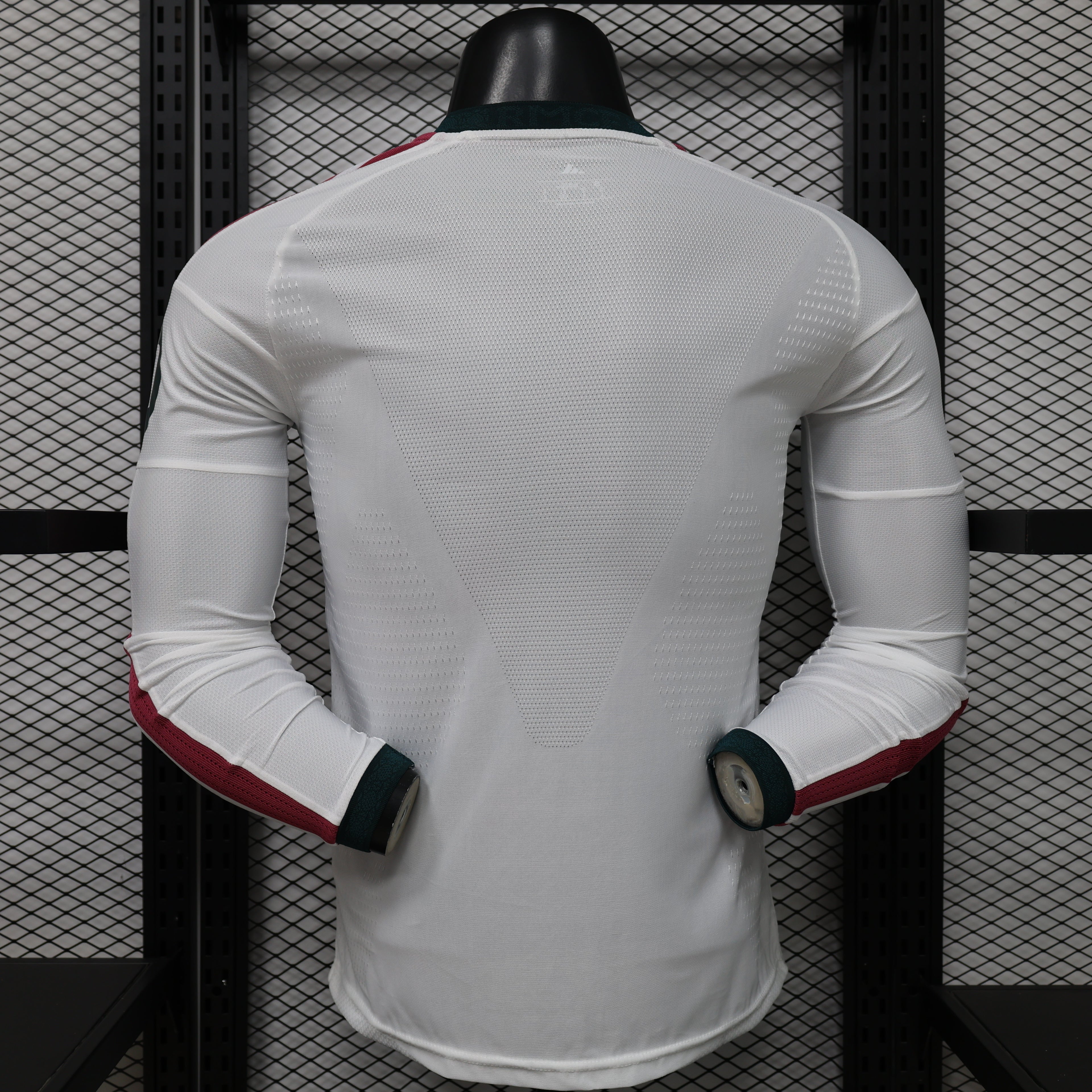 Maillot Real Madrid Manches Longues 2026/27 Domicile – Player Version