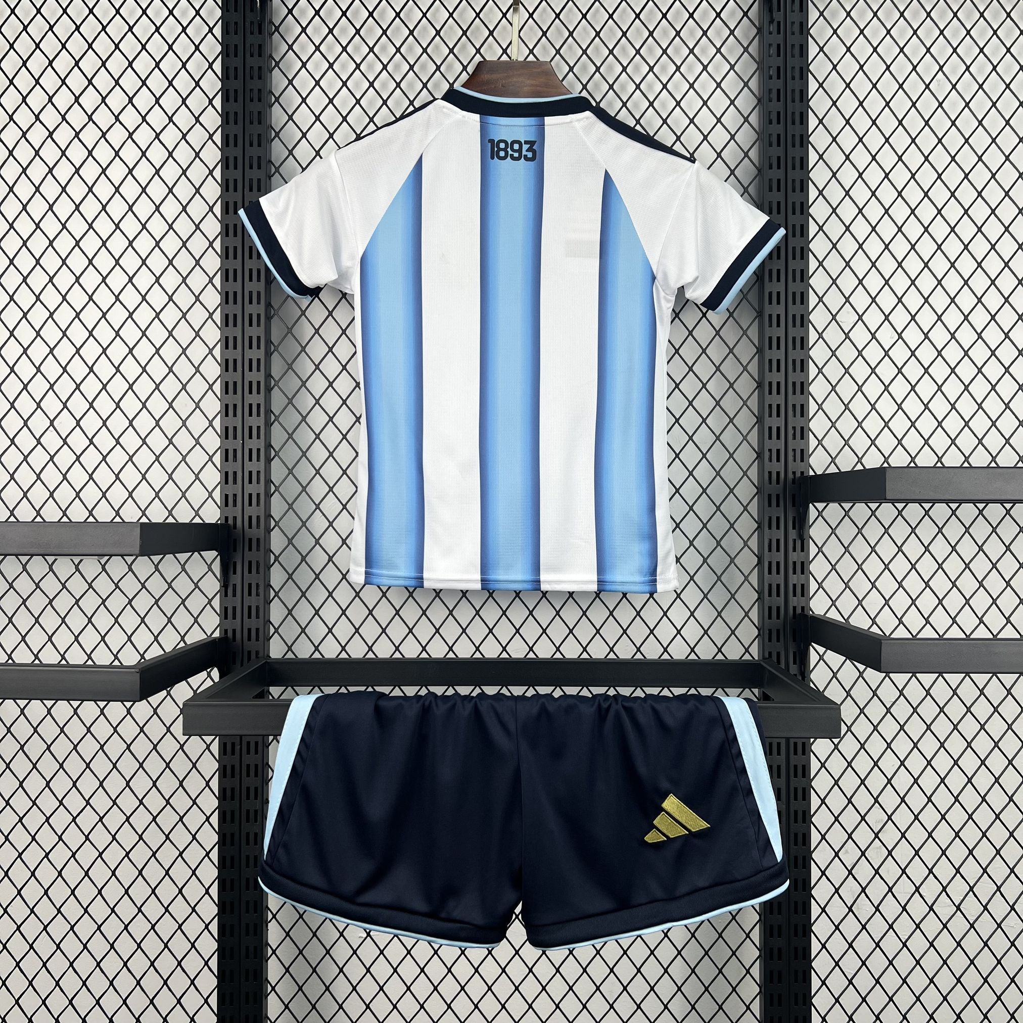Kit Enfant Argentine Coupe Du Monde 2026 – Domicile