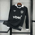 Camiseta del Aston Villa de la Premier League 2025/26 – Tercera